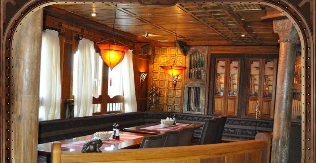Nautilus Hotel